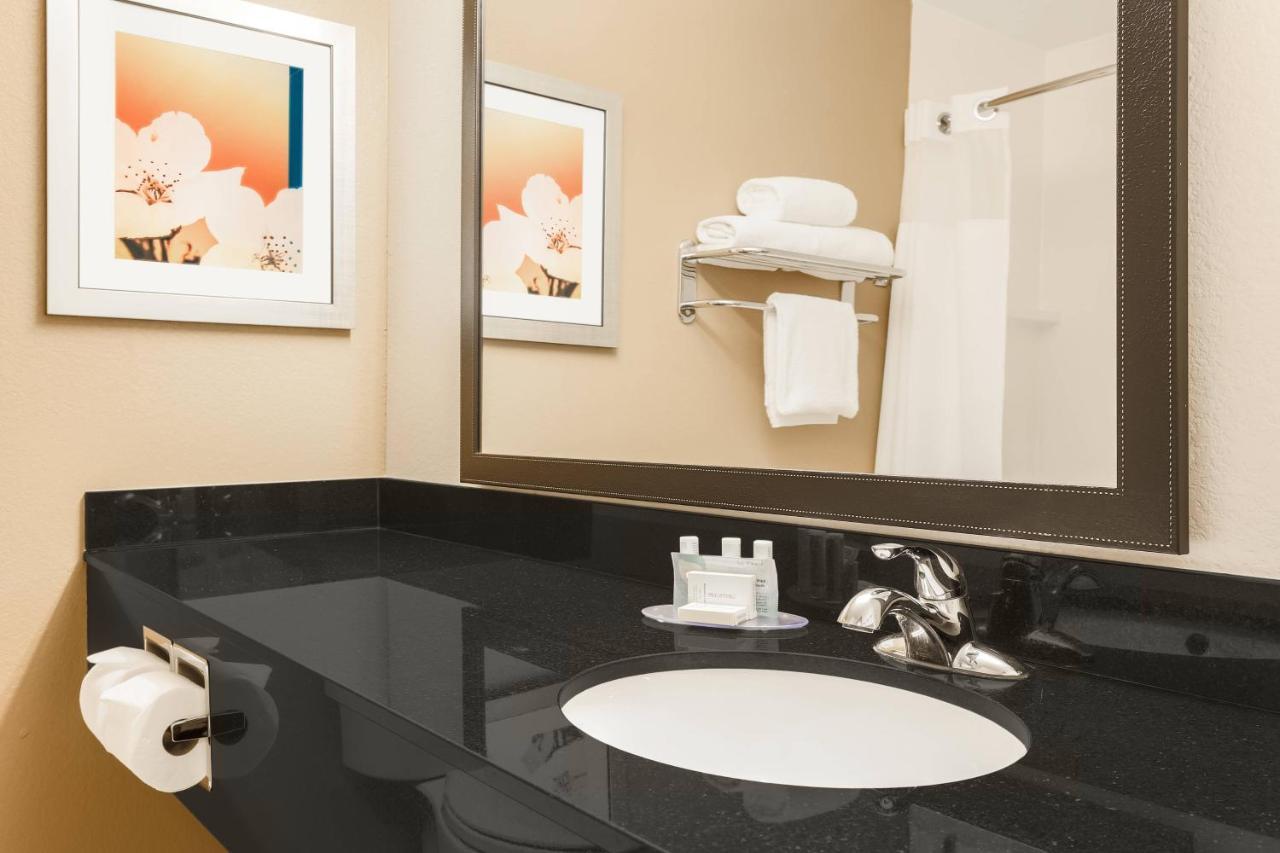 Fairfield Inn & Suites Houston Humble Zewnętrze zdjęcie